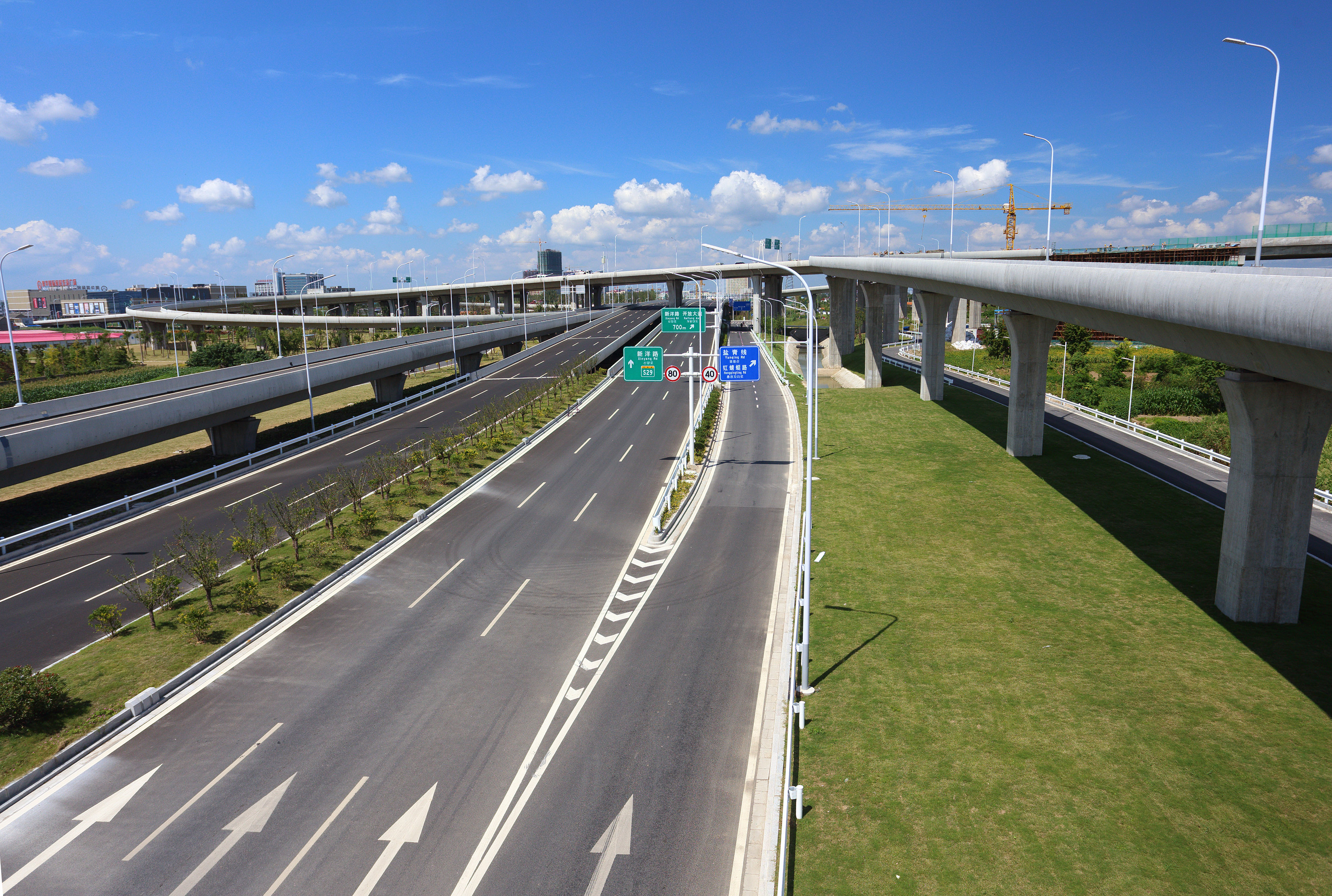 鹽城市區(qū)范公路北環(huán)樞紐1.jpg