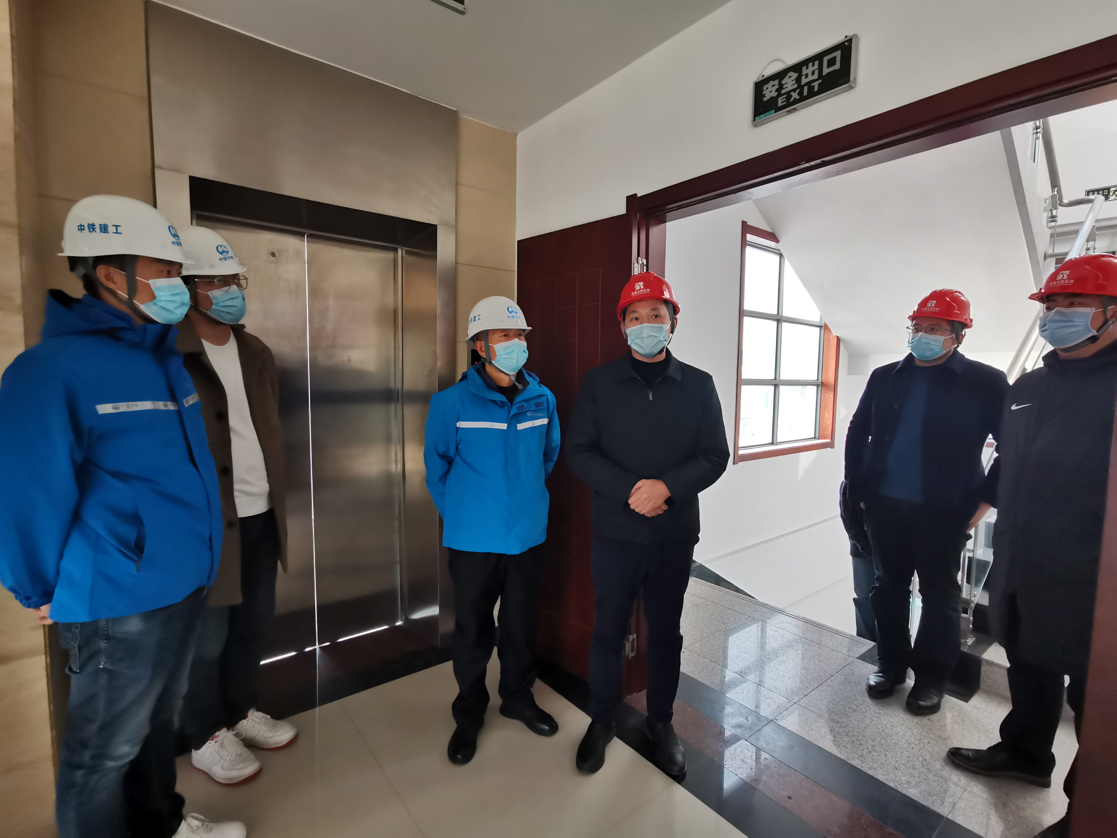 講解.jpg 講解.jpg