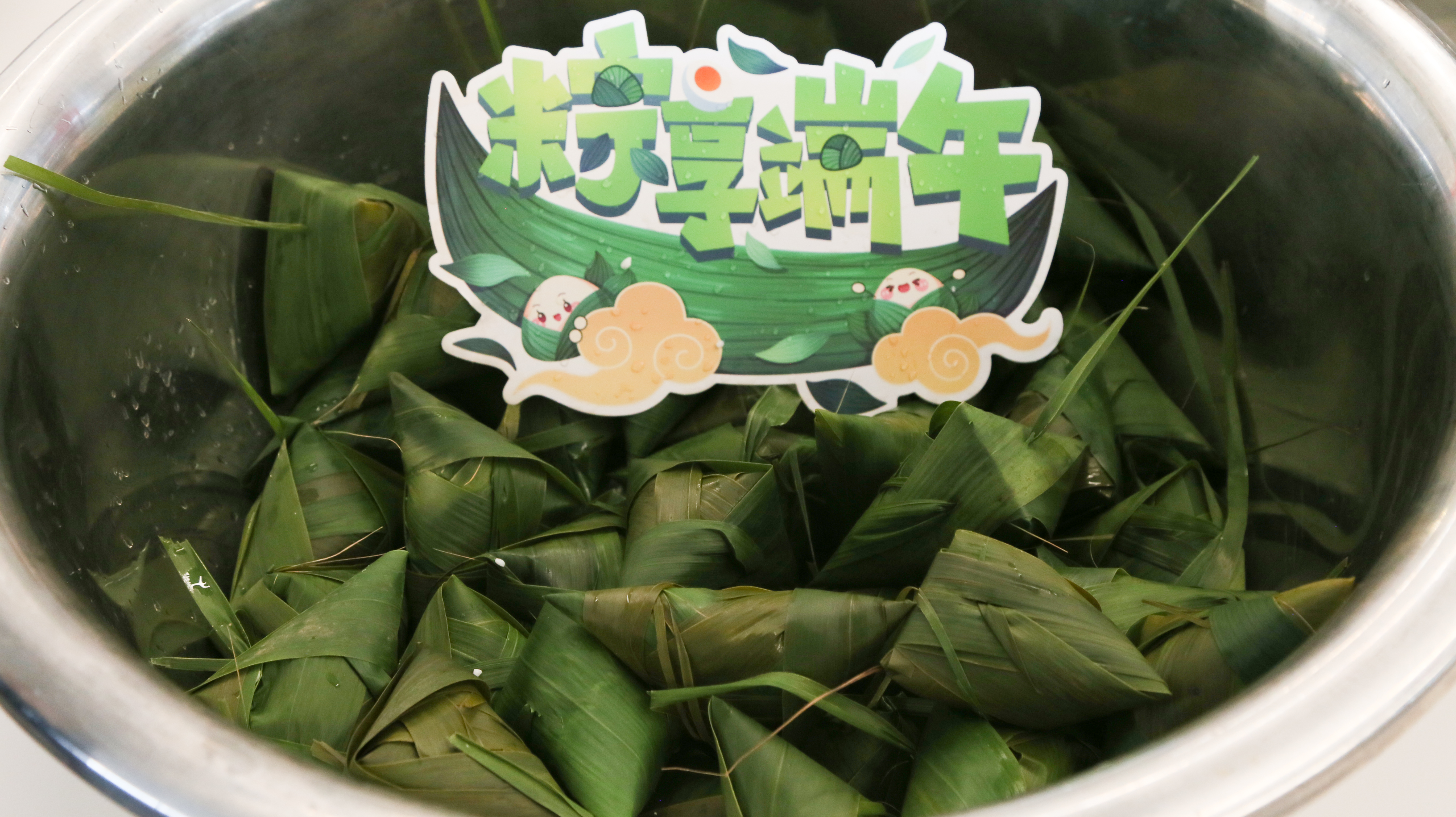 b4f01c2a6f683ad8a87bc489f1b8640.jpg b4f01c2a6f683ad8a87bc489f1b8640.jpg