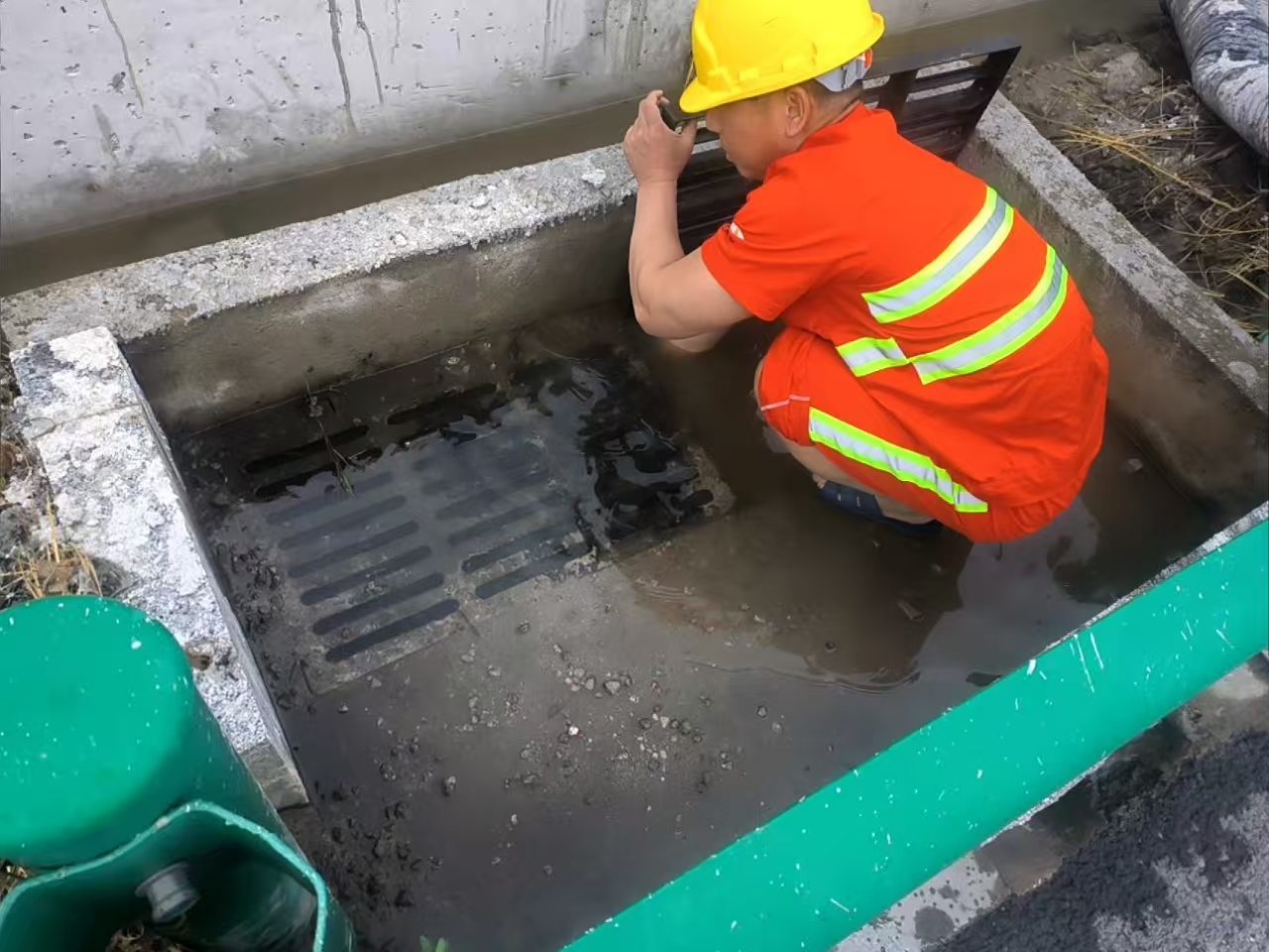 重點(diǎn)路段 匠心守護(hù)保暢通3.jpg